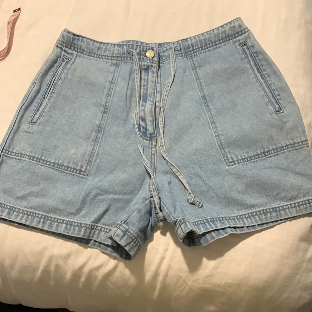Bill Blass Shorts